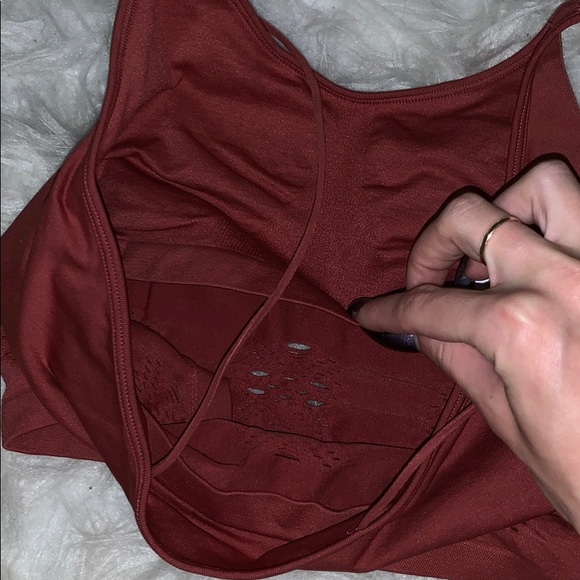 Spaghetti strap tank - Picture 5 of 6